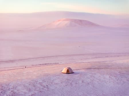Volcano-In Hotel of Arrivals